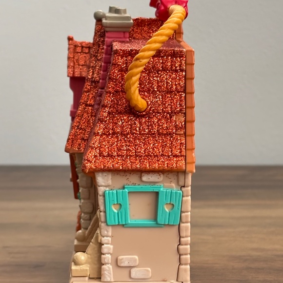 DISNEY Beauty Animators Collection Littles BELLE'S COTTAGE HOUSE Playset Figures - Picture 9 of 13